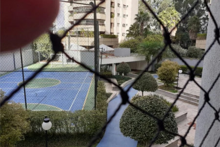 Apartamento à venda com 3 quartos, sendo 1 suíte,  em Morumbi, São Paulo, SP