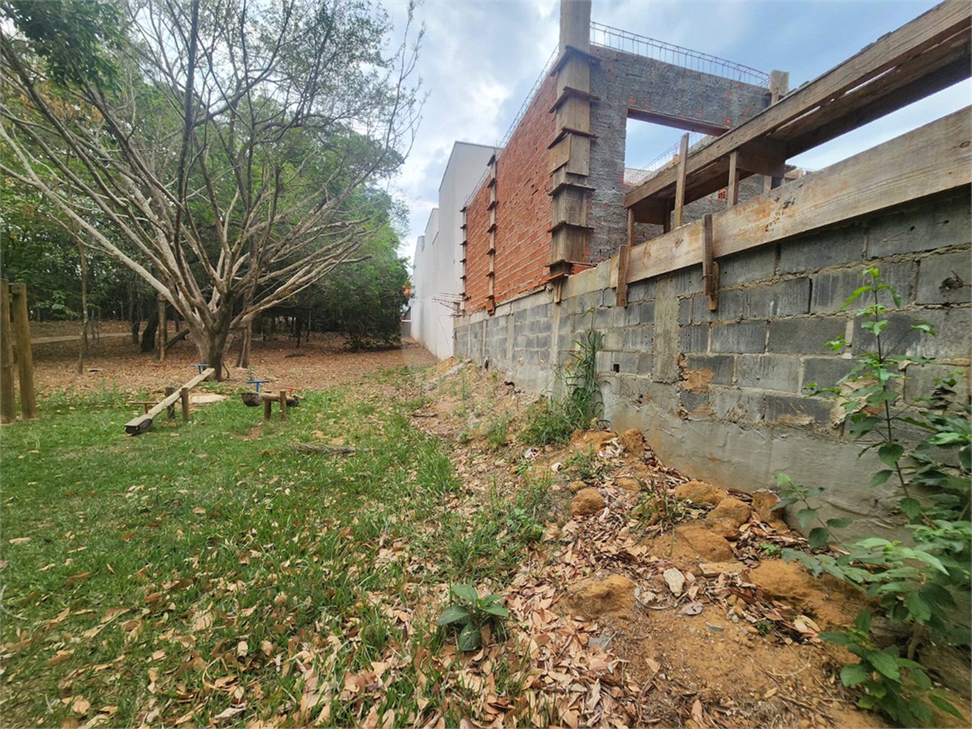 Terreno á venda no Parque FHER