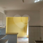 Apartamento no Condomínio Joan Miro .