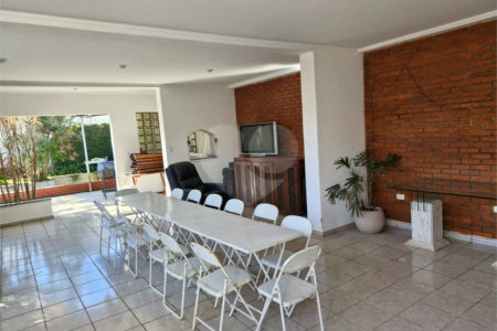 EXCELENTE RESIDÊNCIA À VENDA NO CONDOMÍNIO COLINAS VERDES – ARUJÁ/SP