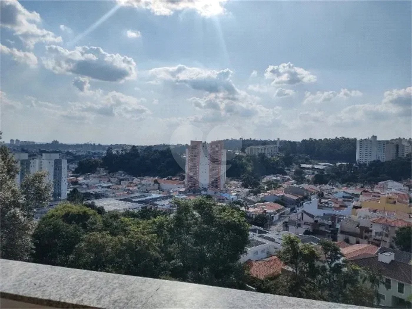 Casa à venda com 4 quartos, sendo 2 suítes,  em Jardim da Fonte, Jundiaí, SP