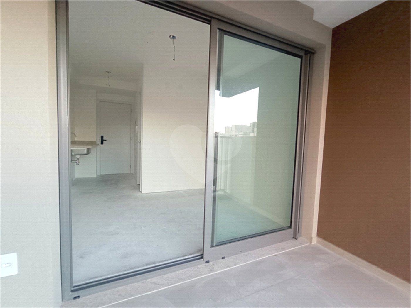 Studio de 22m2 com sacada à venda na Vila Mariana