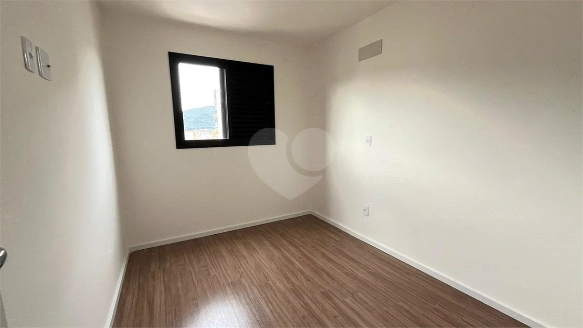 Apartamento à venda com 2 quartos, sendo 1 suíte, no Centro, Poços de Caldas - MG