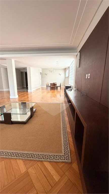 Apartamento à venda com 4 suítes em Jardim Portal I e II, São Paulo, SP