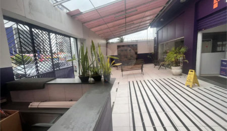 Prédio à venda em Cidade Vargas, São Paulo, SP