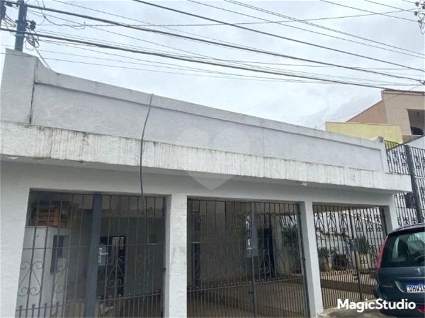 Casa com 180m², 3 dormitórios, sendo 1 suíte, 2 vagas, à venda na Vila Prudente.
