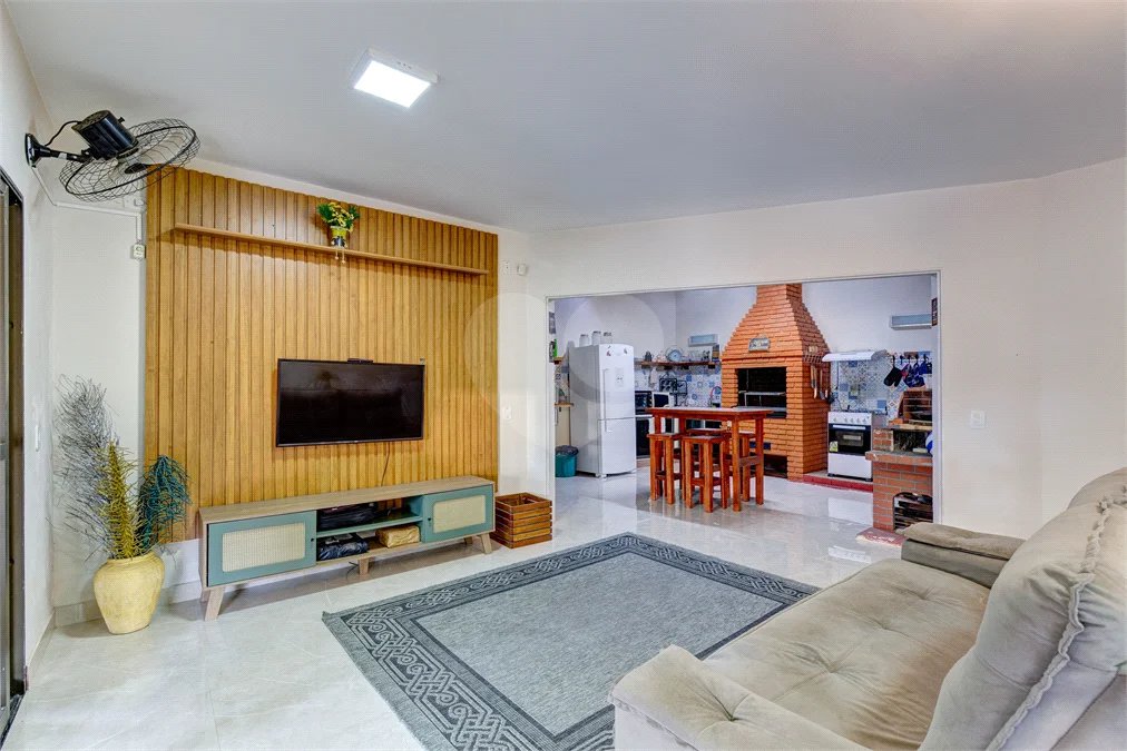 Casa à venda com 6 quartos, sendo 3 suítes, em Interlagos, São Paulo, SP
