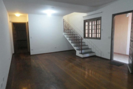 Sobrado à venda com 3 quartos, sendo 1 suíte, em Parque Ipê, São Paulo, SP
