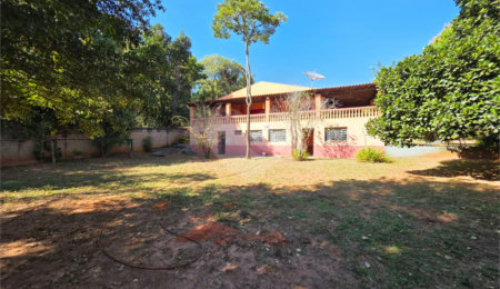 Chácara à venda com 5 quartos, sendo 2 suítes,  em Loteamento Aracê de Santo Antonio II, São Carlos, SP