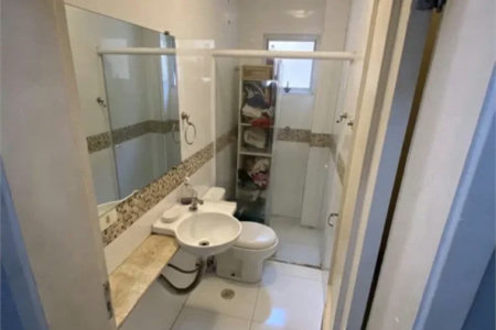 Sobrado à venda com 5 quartos em Santa Maria, Osasco, SP