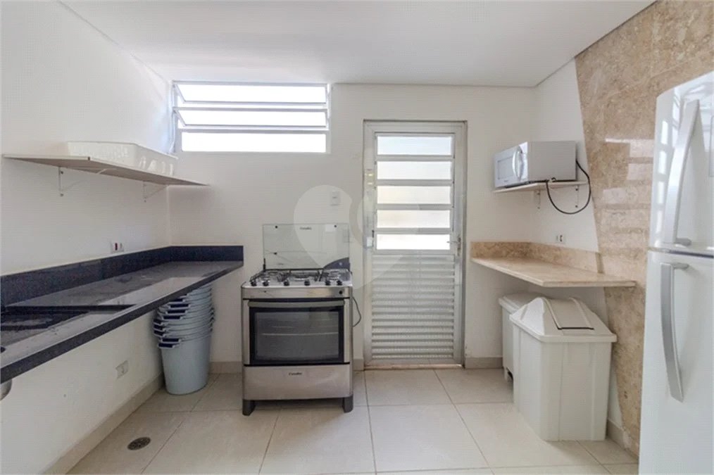 APARTAMENTO À VENDA NO PARAÍSO, 115m2, AMPLO, 2 QUARTOS