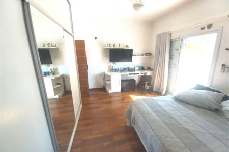 Casa à venda em Condomínio fechado em São Carlos Parque Faber 1