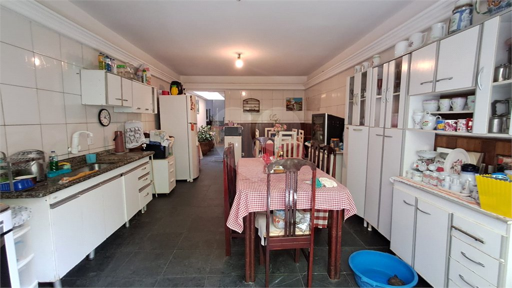 Sobrado à venda | 740 m² | 5 dormitórios (1 suíte) no Bom Retiro!