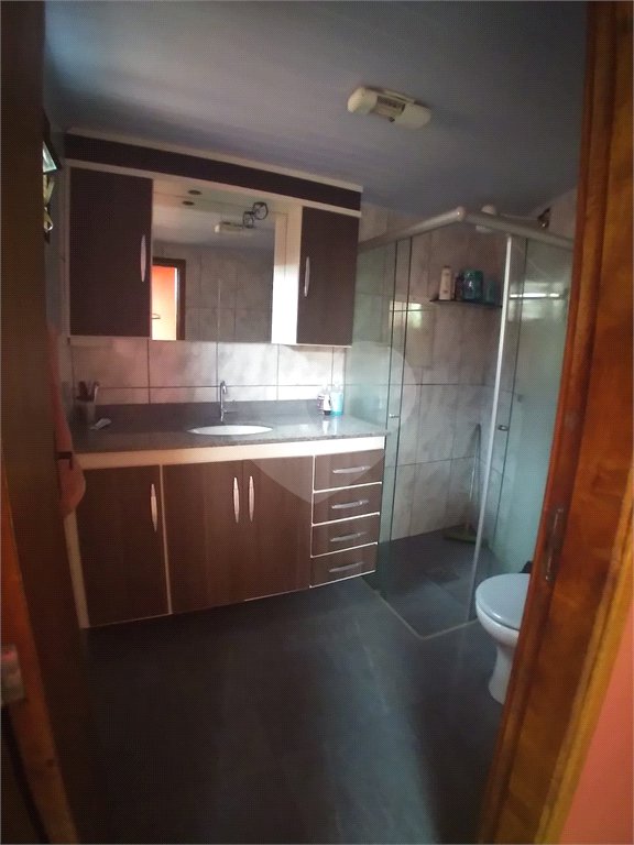 Casa + salão comercial na Vila Vista Alegre