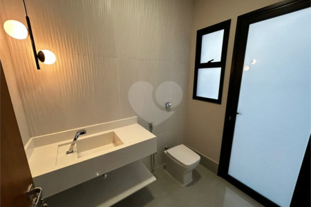 Casa para venda no condomínio de alto padrão Damha III,