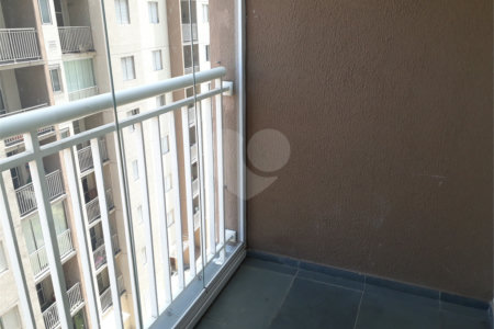 Ótimo apartamento Na rua Newton Prado no Bom Retiro