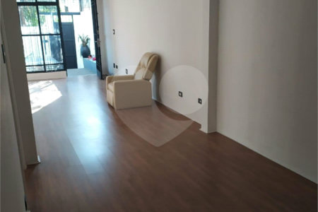 Casa na Vila Monte Alegre com 330m²