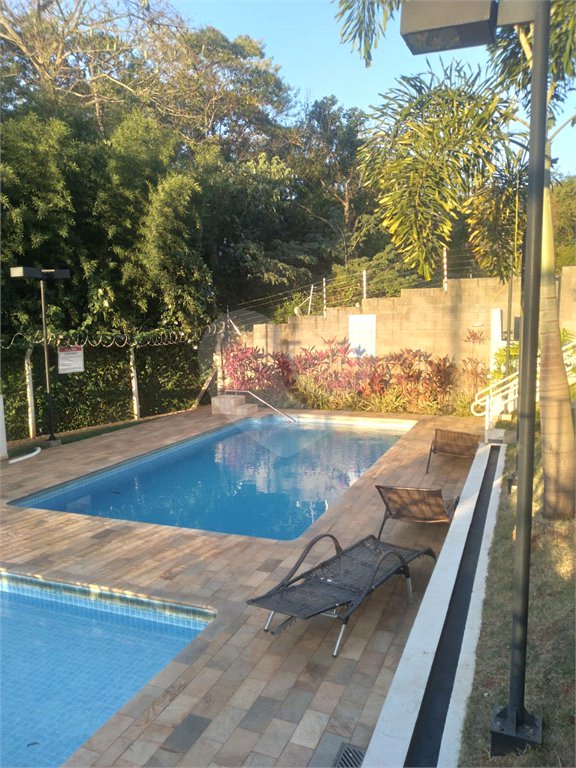 Apartamento à Venda no Parque dos Manacás