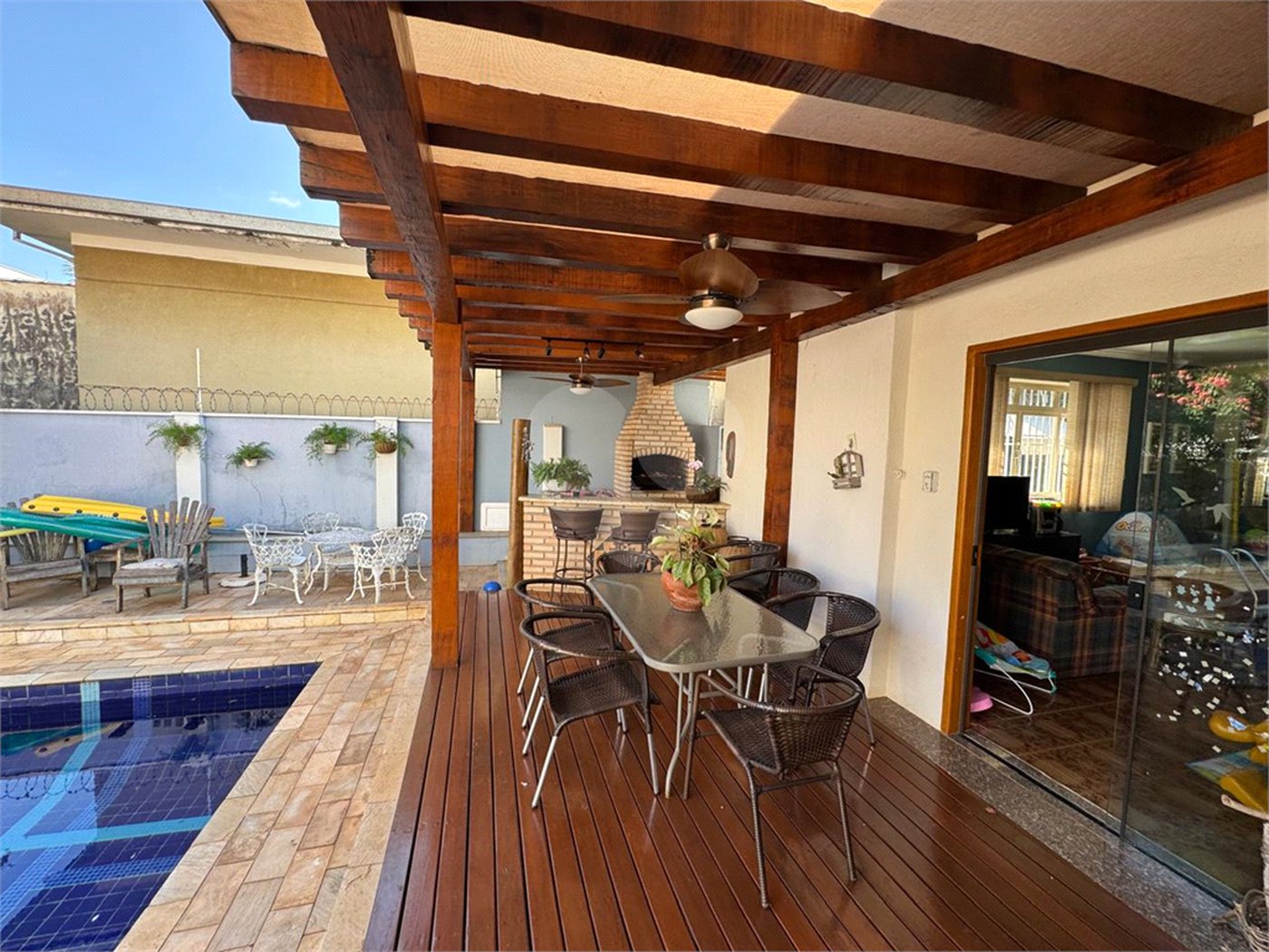 Casa com 4 quartos próxima á Santa Casa
