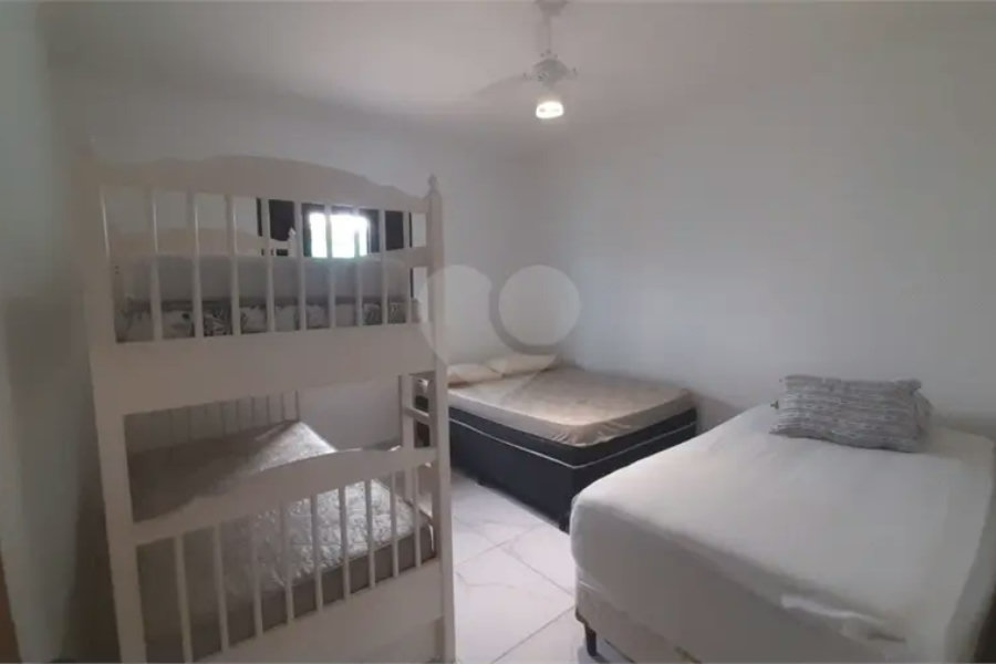 Casa à venda com 2 quartos, sendo 1 suíte,  em Indaiá, Bertioga, SP