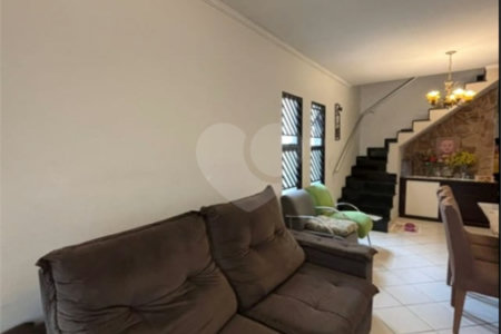 Casa à venda com 3 quartos, sendo 1 suíte, em Jardim Gopoúva, Guarulhos, SP