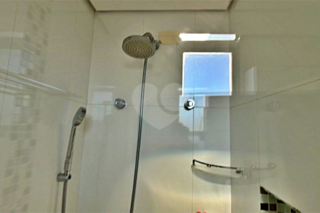 Apartamento à venda com 3 quartos, sendo 1 suíte, em Santo Amaro, São Paulo, SP