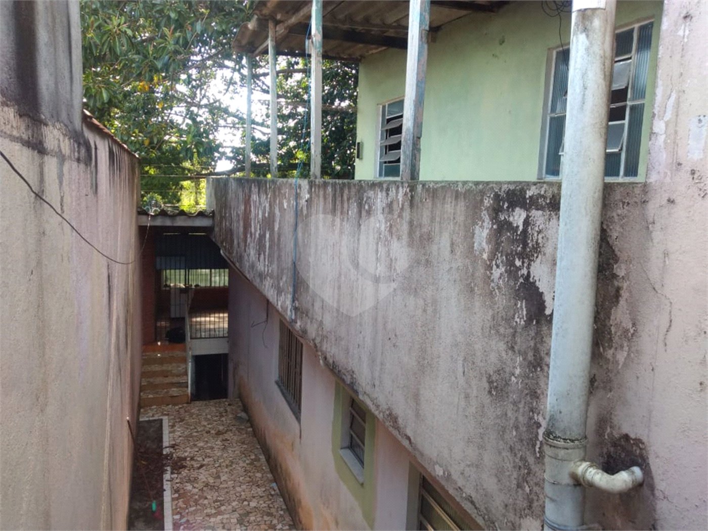 Sobrado à venda com 6 quartos em Jardim Imperial, São Paulo, SP