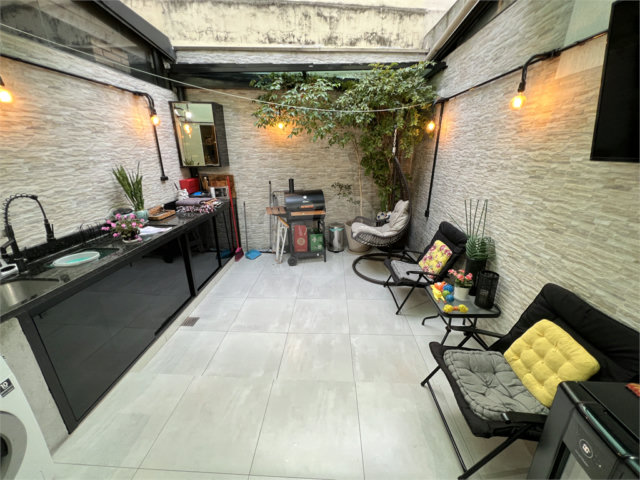 Casa à venda com 2 quartos, sendo 1 suíte,  no condomínio Villa Faenza, São Paulo - SP