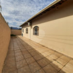 Casa à venda com 3 quartos, sendo 1 suíte,  em Jardim Aruan, Caraguatatuba, SP