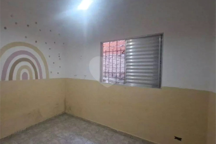 Sobrado à venda com 8 quartos em Vila Guarani, São Paulo, SP