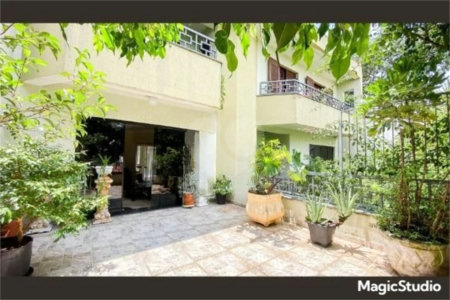Casa com 540m² , 5 dormitórios , sendo 4 suítes , 10 vagas , à venda no bairro Jardim , em Santo André