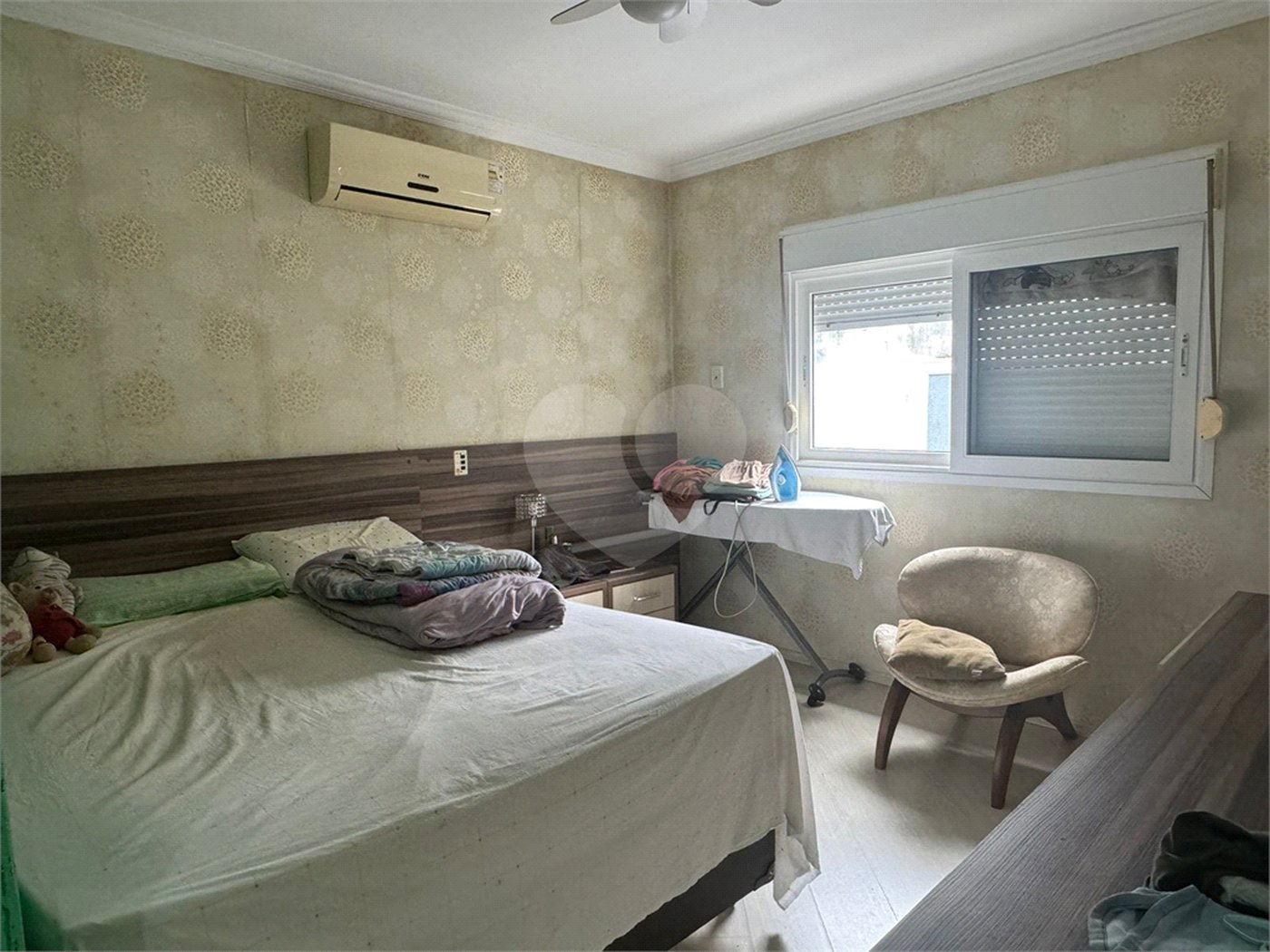 Casa à venda com 6 suítes no condomínio Arujá V, Arujá - SP