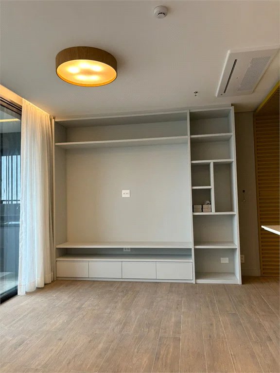Apartamento à venda com 2 quartos, sendo 1 suíte, em Jardim das Acácias, São Paulo, SP