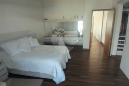 Casa à venda com 3 suítes no condomínio Damha III, São Carlos - SP