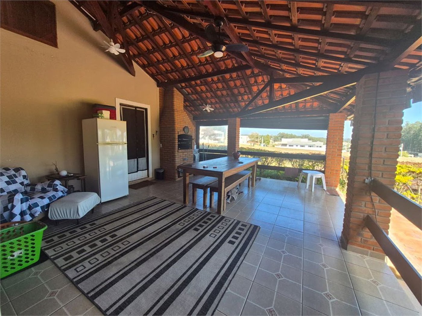 Chácara com 3 dormitórios à venda, 1200 m² por R$ 870.000,00 - Condomínio Ninho Verde II - Pardinho/SP