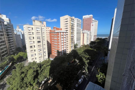 Apartamento Residencial à venda, Gonzaga, Santos - AP0199.