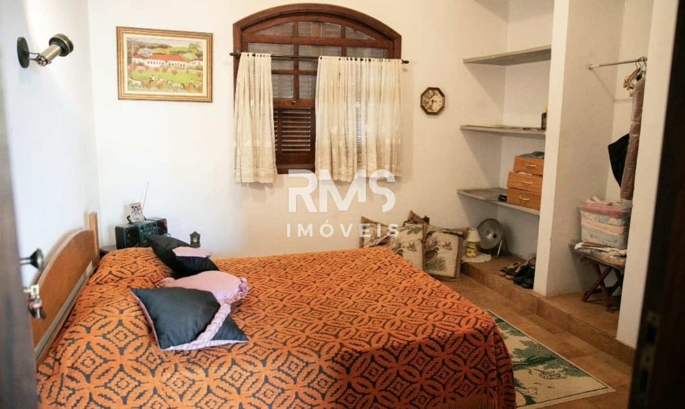 Chácara à venda com 4 quartos, sendo 1 suíte,  em Colinas do Mosteiro de Itaici, Indaiatuba, SP