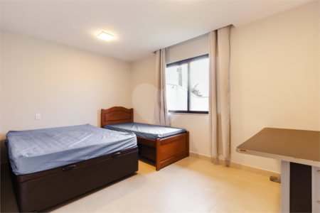 Casa à venda com 3 quartos, sendo 2 suítes, em Caravelas, Armação dos Búzios, RJ