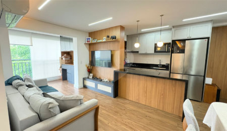 Apartamento à venda com 3 quartos, sendo 1 suíte,  em Santo Amaro, São Paulo, SP