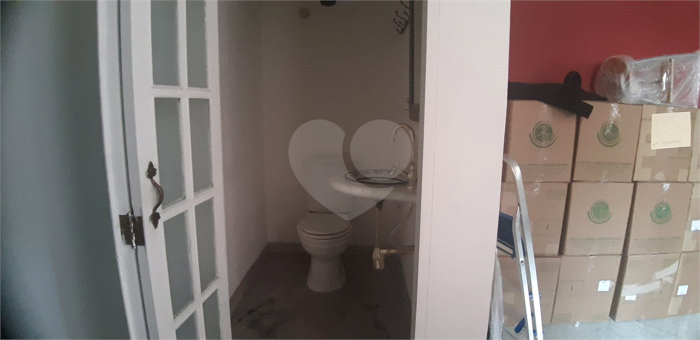Apartamento à venda com 3 quartos, sendo 1 suíte, em Pinheiros, São Paulo, SP
