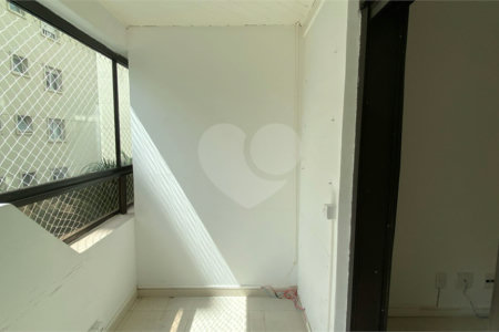 Apartamento para alugar com 3 suítes em Chácara Santo Antônio, São Paulo, SP