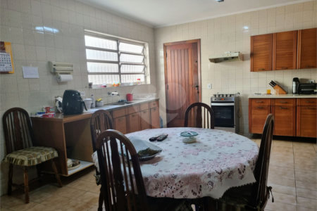 Casa de Vila à venda com 3 suítes em Jardim Prudência, São Paulo, SP