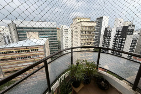 Apartamento à venda com 3 quartos, sendo 1 suíte, em Jardim Paulista, São Paulo, SP