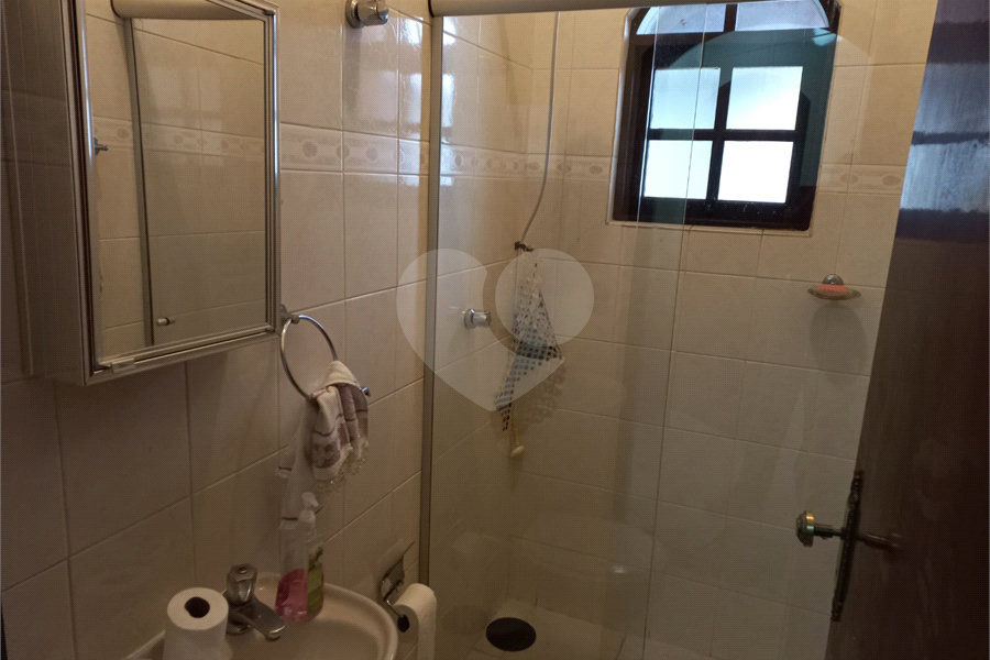 Sobrado à venda ou para alugar com 4 quartos, sendo 1 suíte,  em Barro Branco (zona Norte), São Paulo, SP