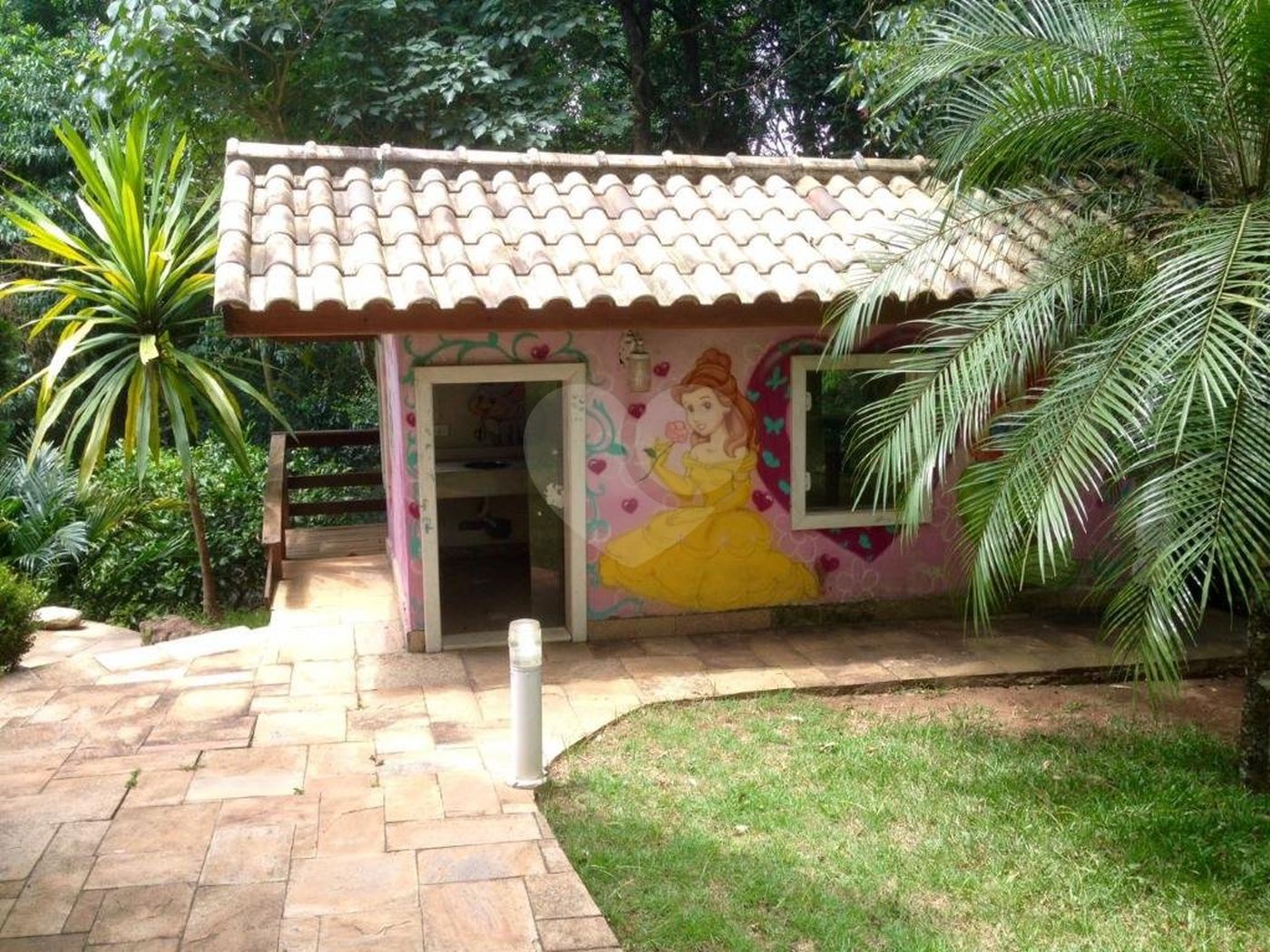Casa à venda com 4 quartos, sendo 1 suíte, em Samambaia, Mairiporã, SP
