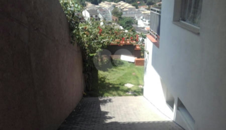 Sobrado à venda com 4 suítes em Tremembé, São Paulo, SP