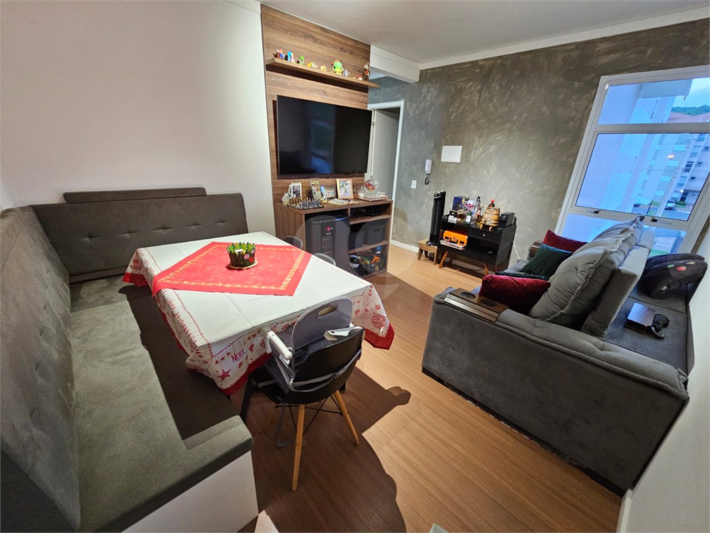 Apartamento à venda com 2 quartos em Sítios Frutal, Valinhos, SP