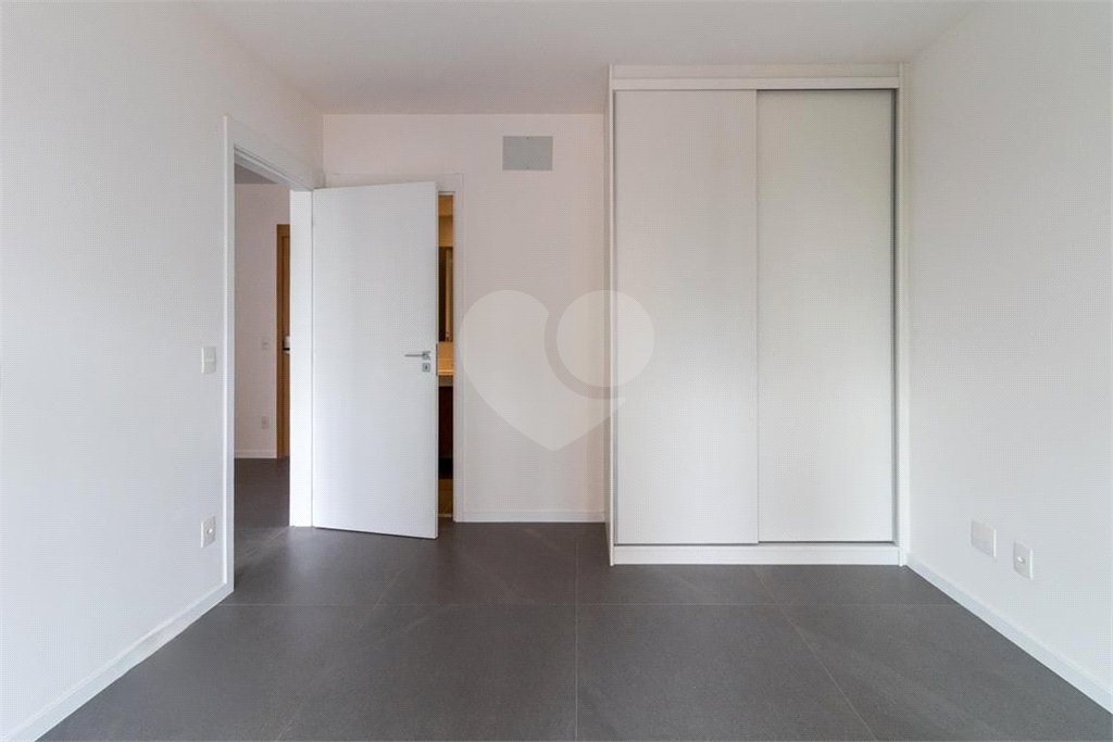 Apartamento à venda com 1 quarto em Vila Uberabinha, São Paulo, SP