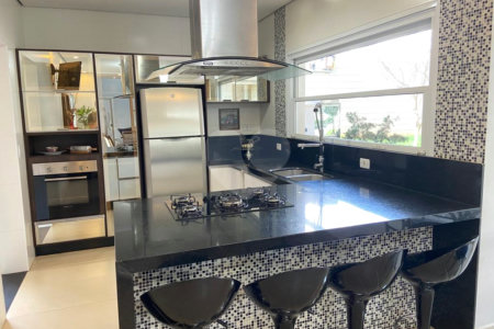 Casa à venda com 5 quartos no condomínio Residencial Vila Franca, Paulínia - SP