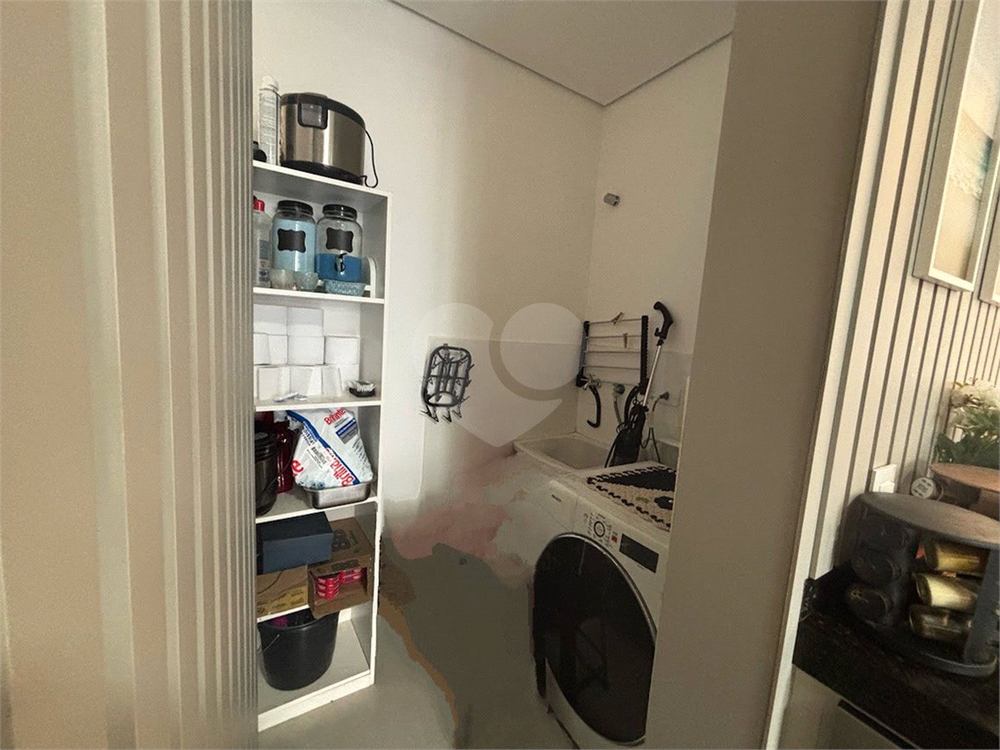 Casa à venda com 3 quartos, sendo 1 suíte, no condomínio Jardim, Sorocaba - SP